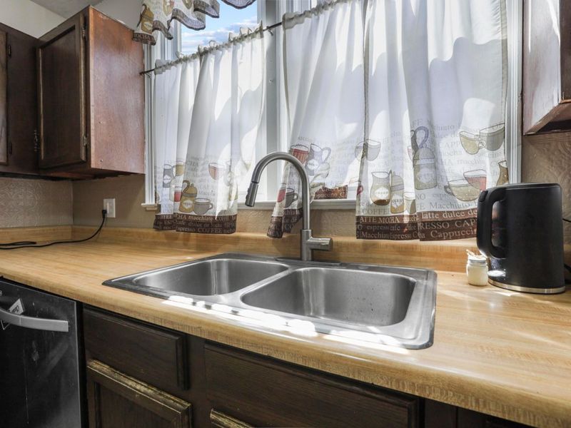 56 N High Street , Jackson, OH 45640 Photo 19