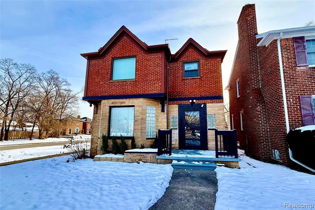 8401 W 7 Mile Road, Detroit, MI 48221 Main Photo