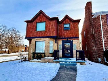 8401 W 7 Mile Road, Detroit, MI 48221