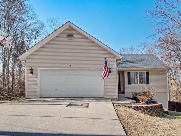 7 Bradwell Lane , Bella Vista, AR 72715