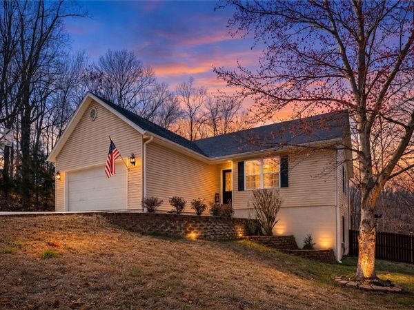 7 Bradwell Lane, Bella Vista, AR 72715