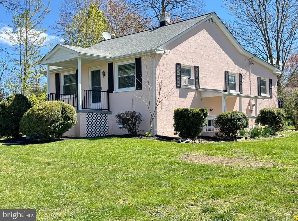 22282 ST LOUIS ROAD, MIDDLEBURG, VA 20117