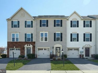 421 CHARLES , HANOVER, PA 17331