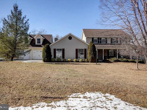 11459 VALLEYWOOD DRIVE, WAYNESBORO, PA 17268