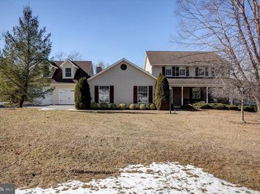 11459 VALLEYWOOD DRIVE , WAYNESBORO, PA 17268