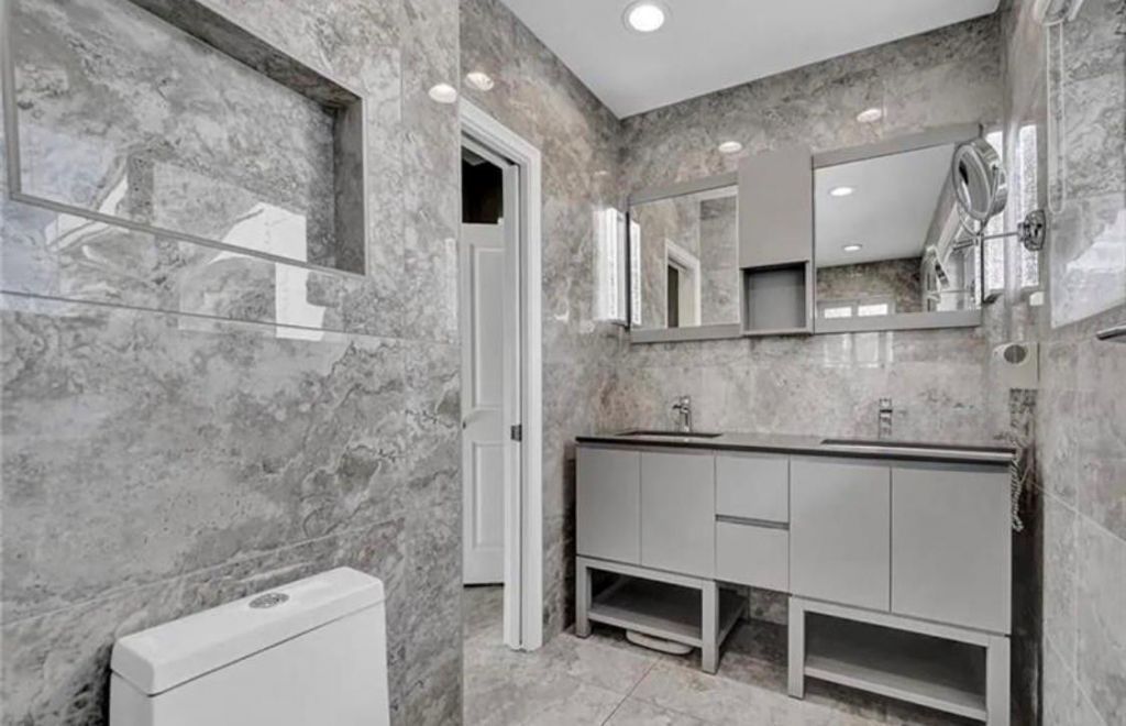 2830 NE 55th Street, Fort Lauderdale, FL 33308 Photo