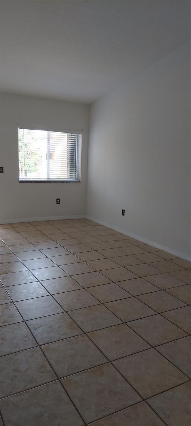 621 NW 78th Terrace, Unit 205, Pembroke Pines, FL 33024 Photo