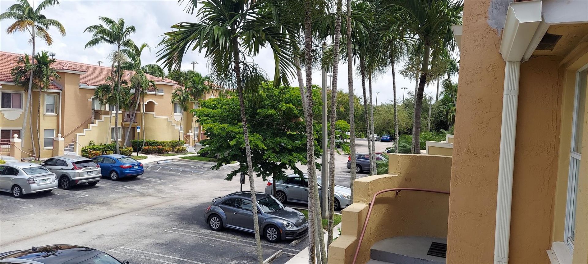 621 NW 78th Terrace, Unit 205, Pembroke Pines, FL 33024 Photo