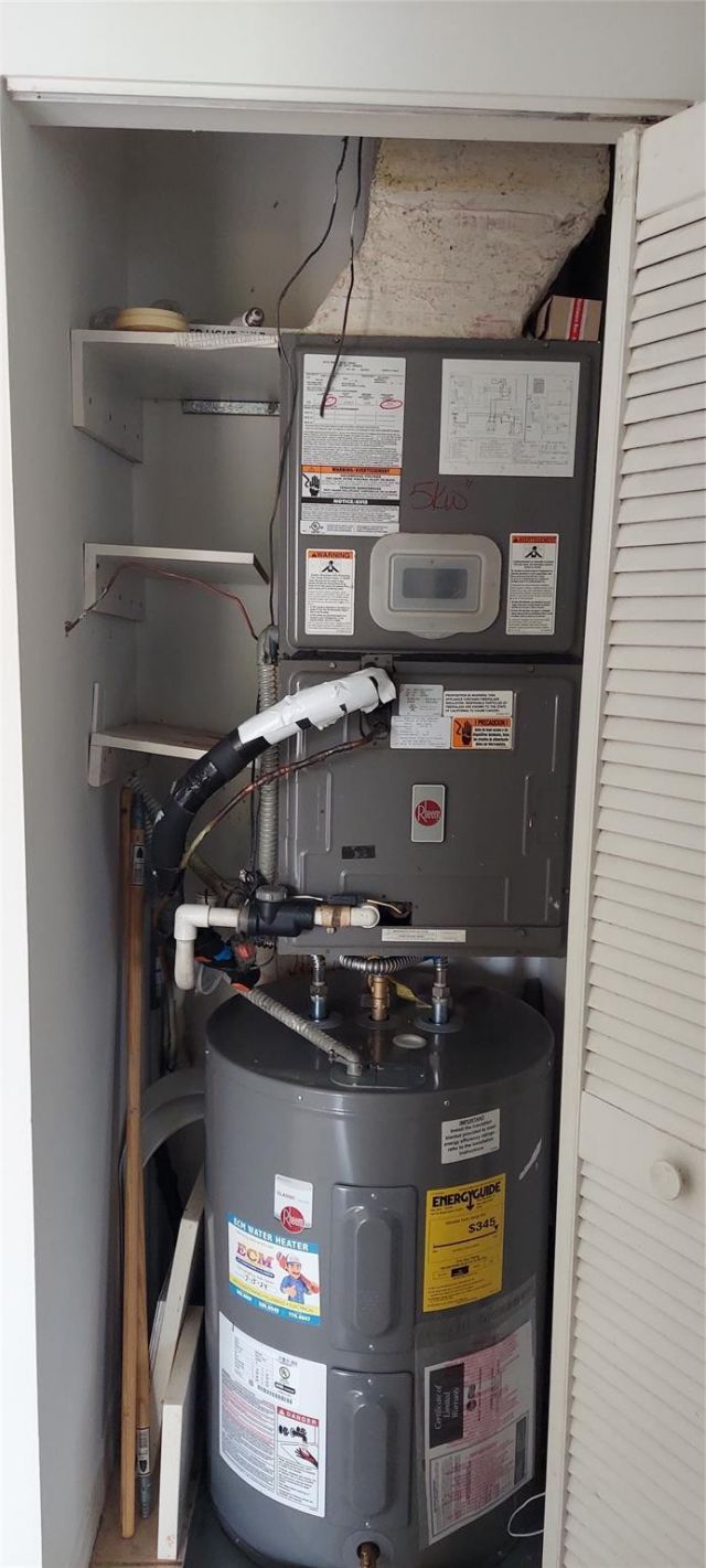 621 NW 78th Terrace, Unit 205, Pembroke Pines, FL 33024 Photo