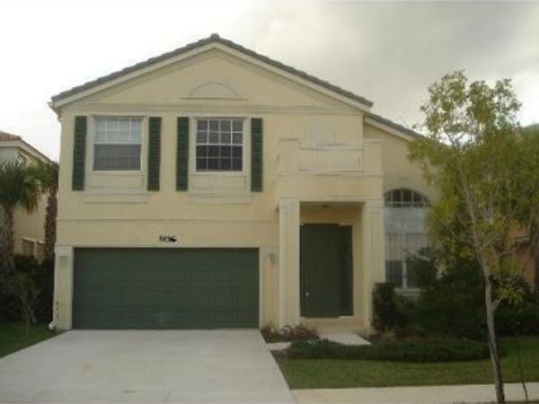 9829 Scribner Ln, Wellington, FL 33414