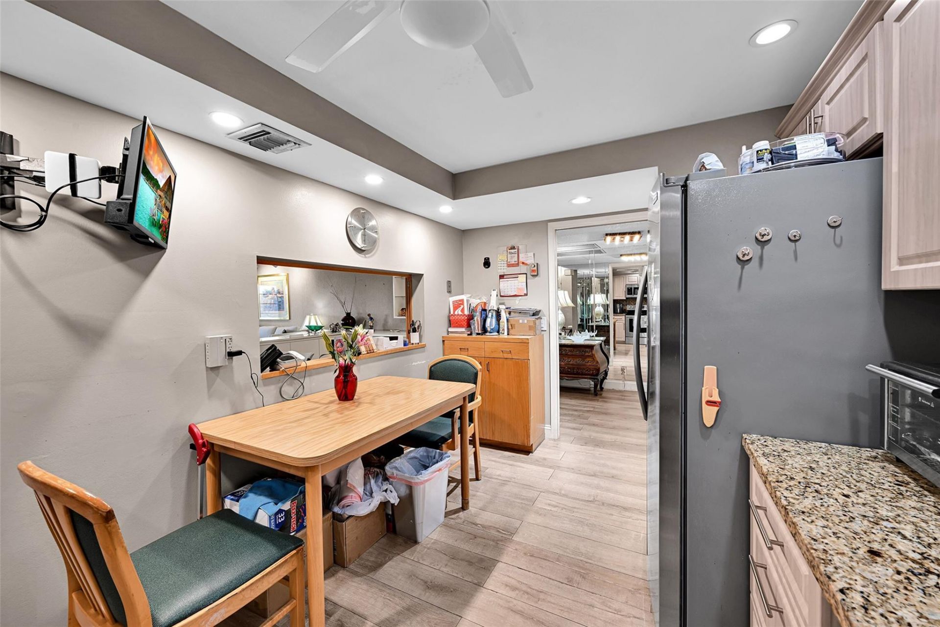 3960 Oaks Clubhouse Drive, Unit 407, Pompano Beach, FL 33069 Photo