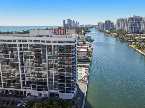 2017 S Ocean Drive, Unit PH1, Hallandale Beach, FL 33009