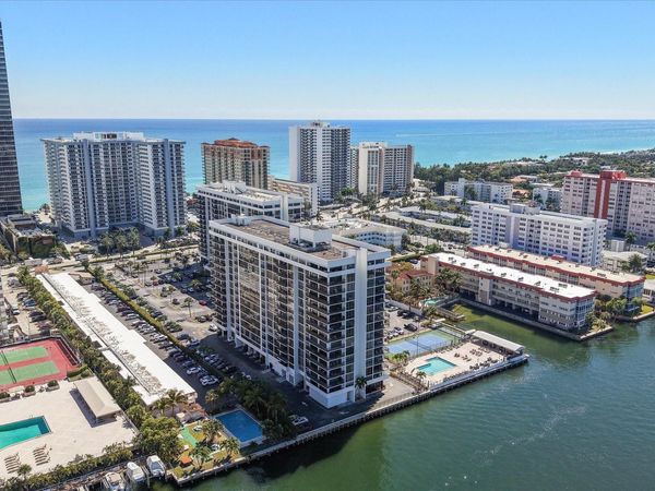 2017 S Ocean Dr, Unit PH1, Hallandale Beach, FL 33009