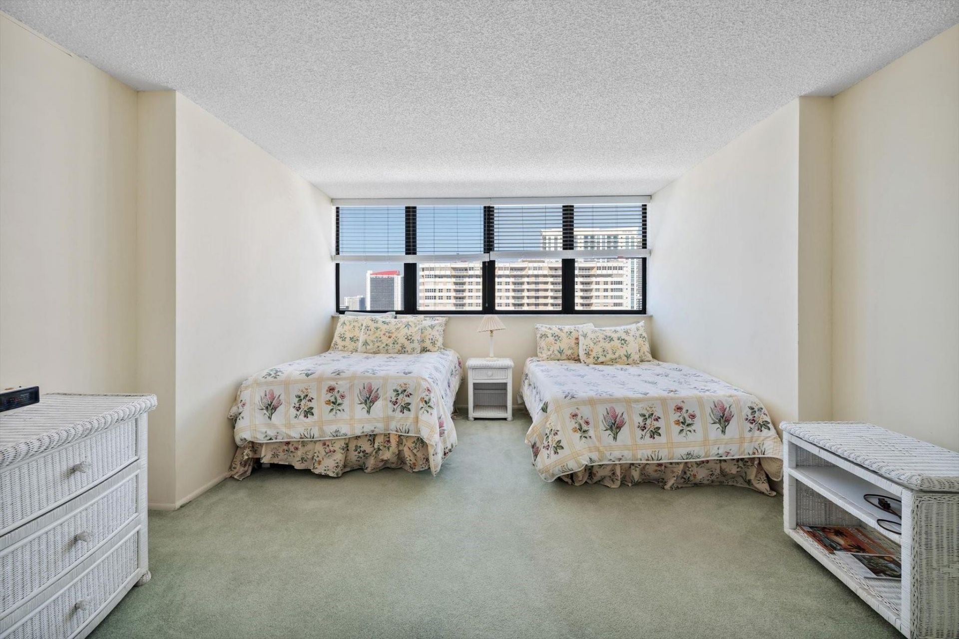 2017 S Ocean Drive, Unit PH1, Hallandale Beach, FL 33009 Photo