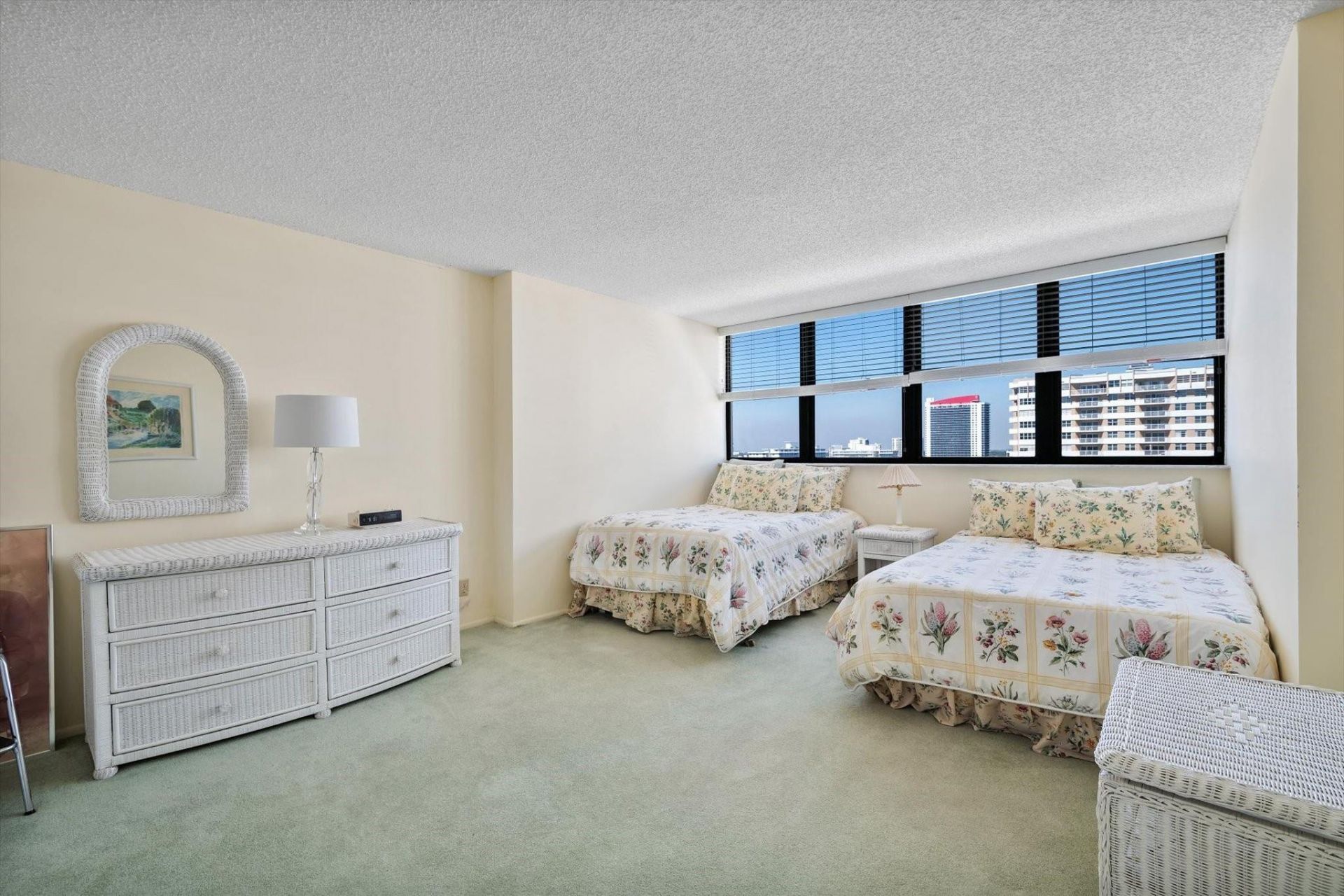 2017 S Ocean Drive, Unit PH1, Hallandale Beach, FL 33009 Photo