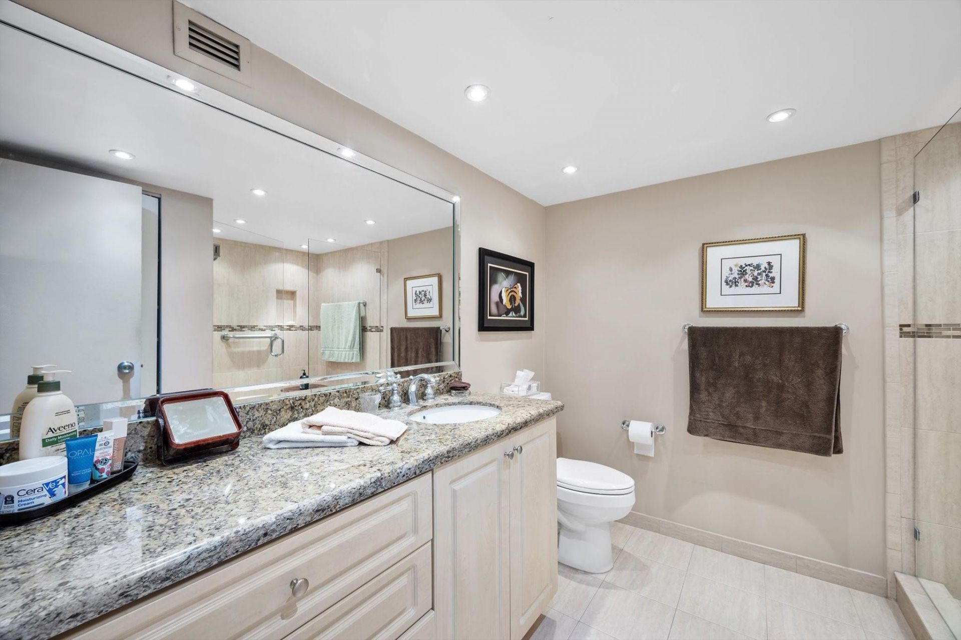 2017 S Ocean Drive, Unit PH1, Hallandale Beach, FL 33009 Photo