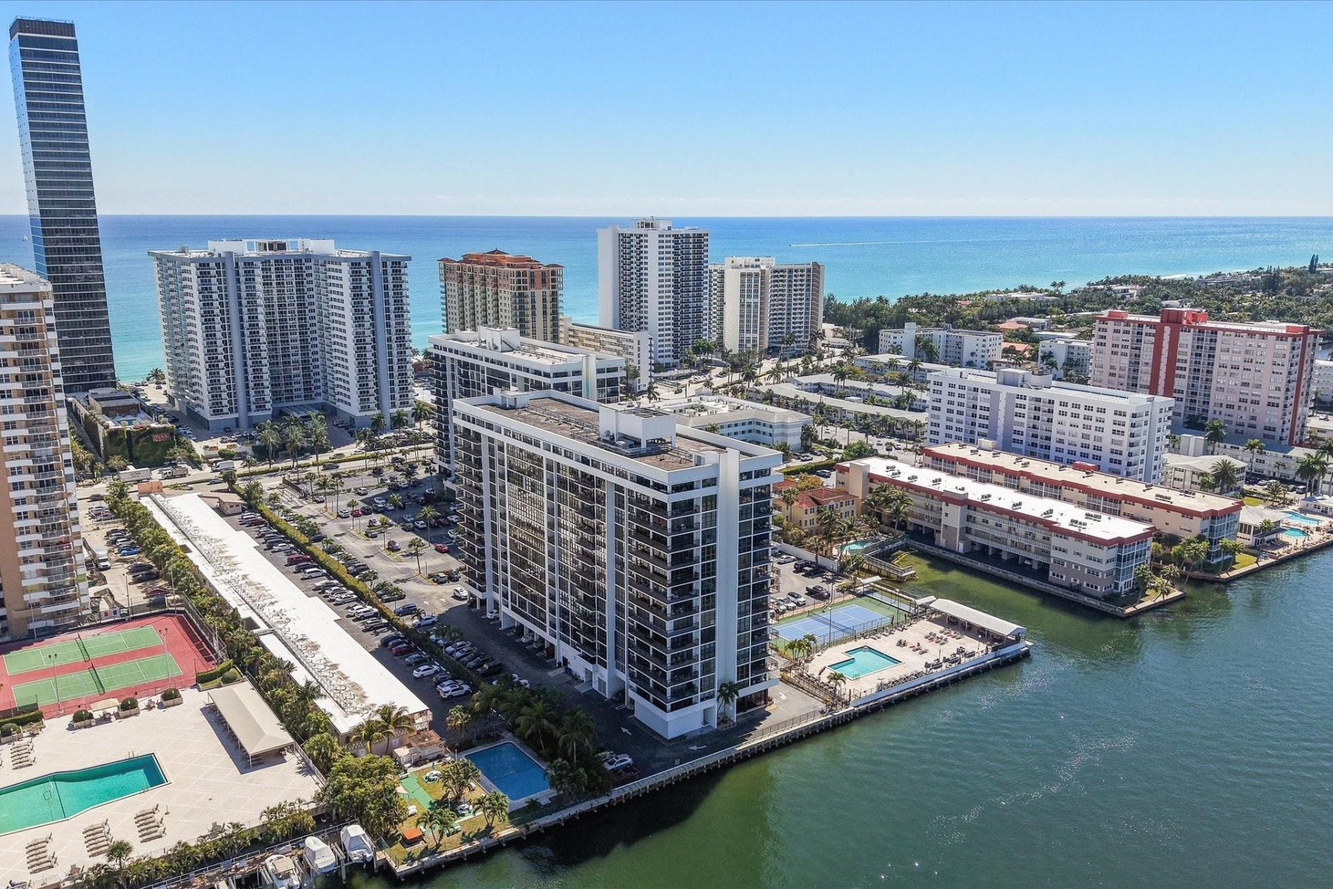 2017 S Ocean Drive, Unit PH1, Hallandale Beach, FL 33009 Photo