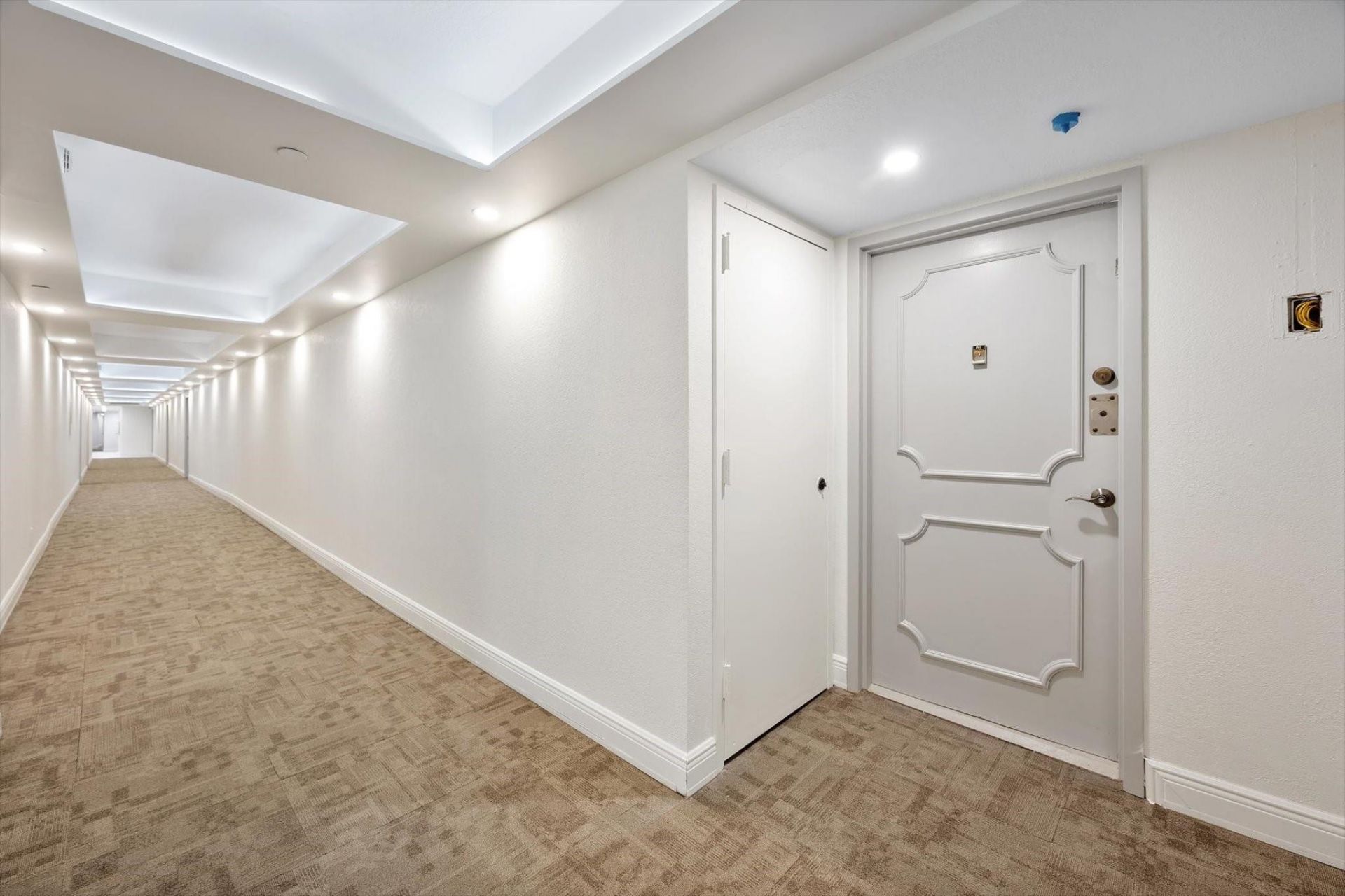 2017 S Ocean Drive, Unit PH1, Hallandale Beach, FL 33009 Photo