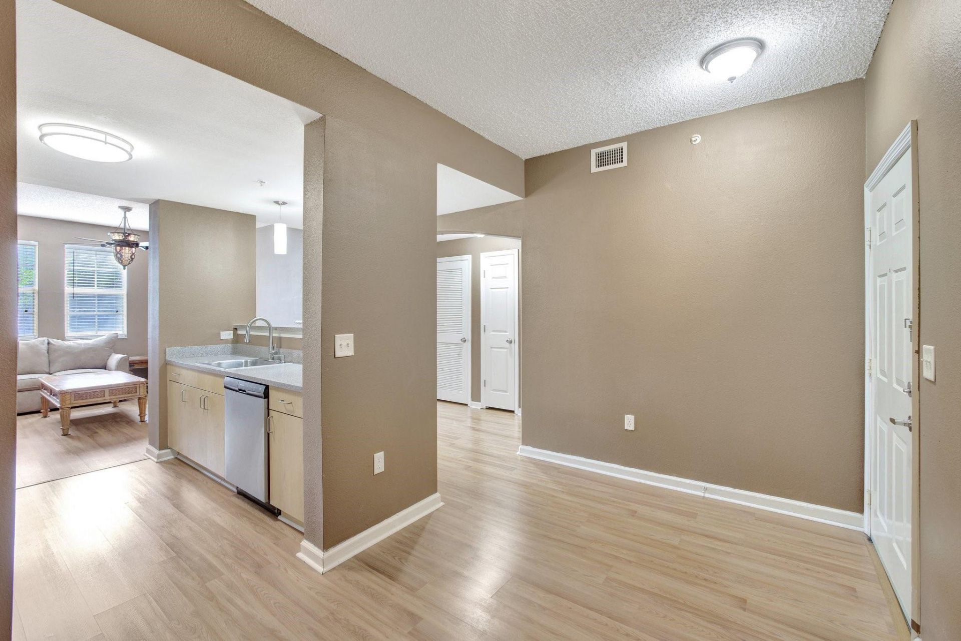 533 NE 3rd Avenue, Unit 208, Fort Lauderdale, FL 33301 Photo