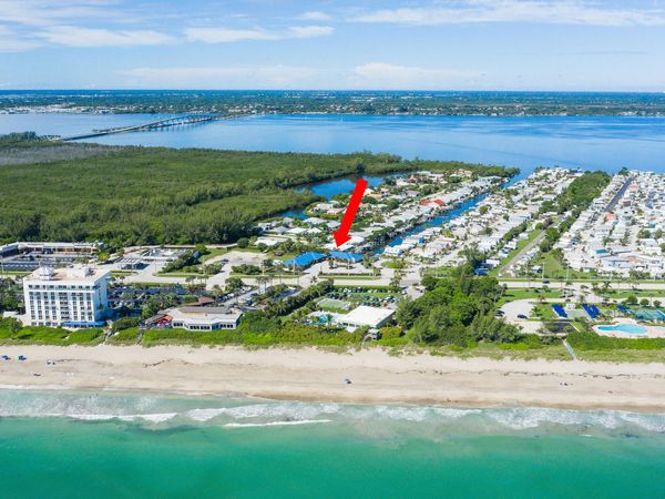 18 Aqua Ra Drive, Jensen Beach, FL 34957