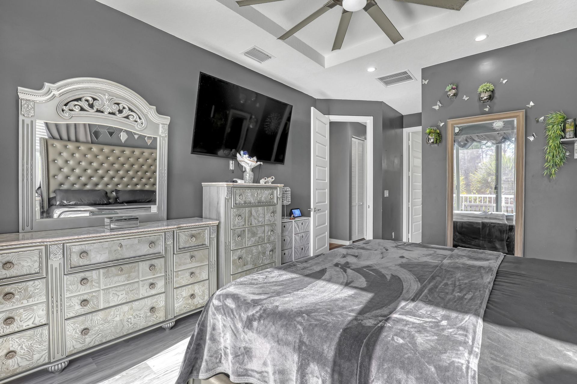 1010 Pioneer Way, Royal Palm Beach, FL 33411 Photo