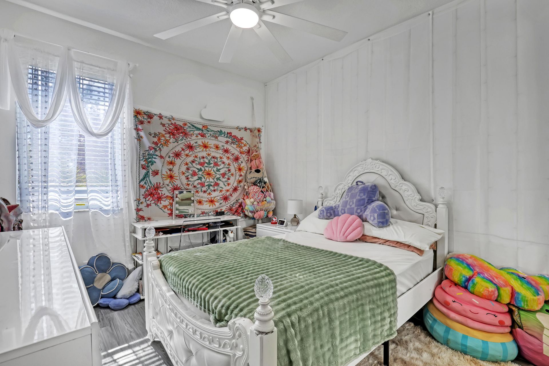 1010 Pioneer Way, Royal Palm Beach, FL 33411 Photo