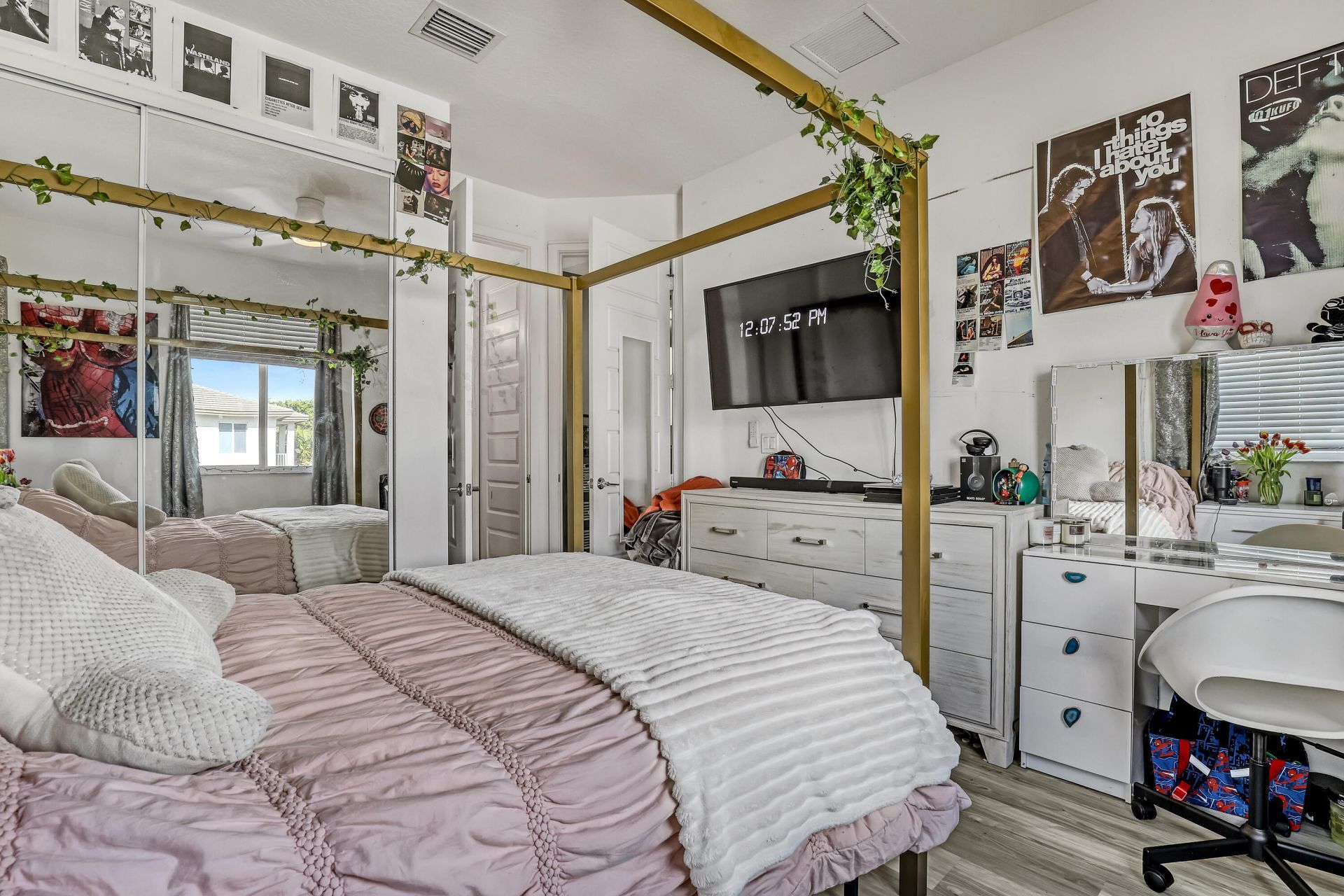 1010 Pioneer Way, Royal Palm Beach, FL 33411 Photo