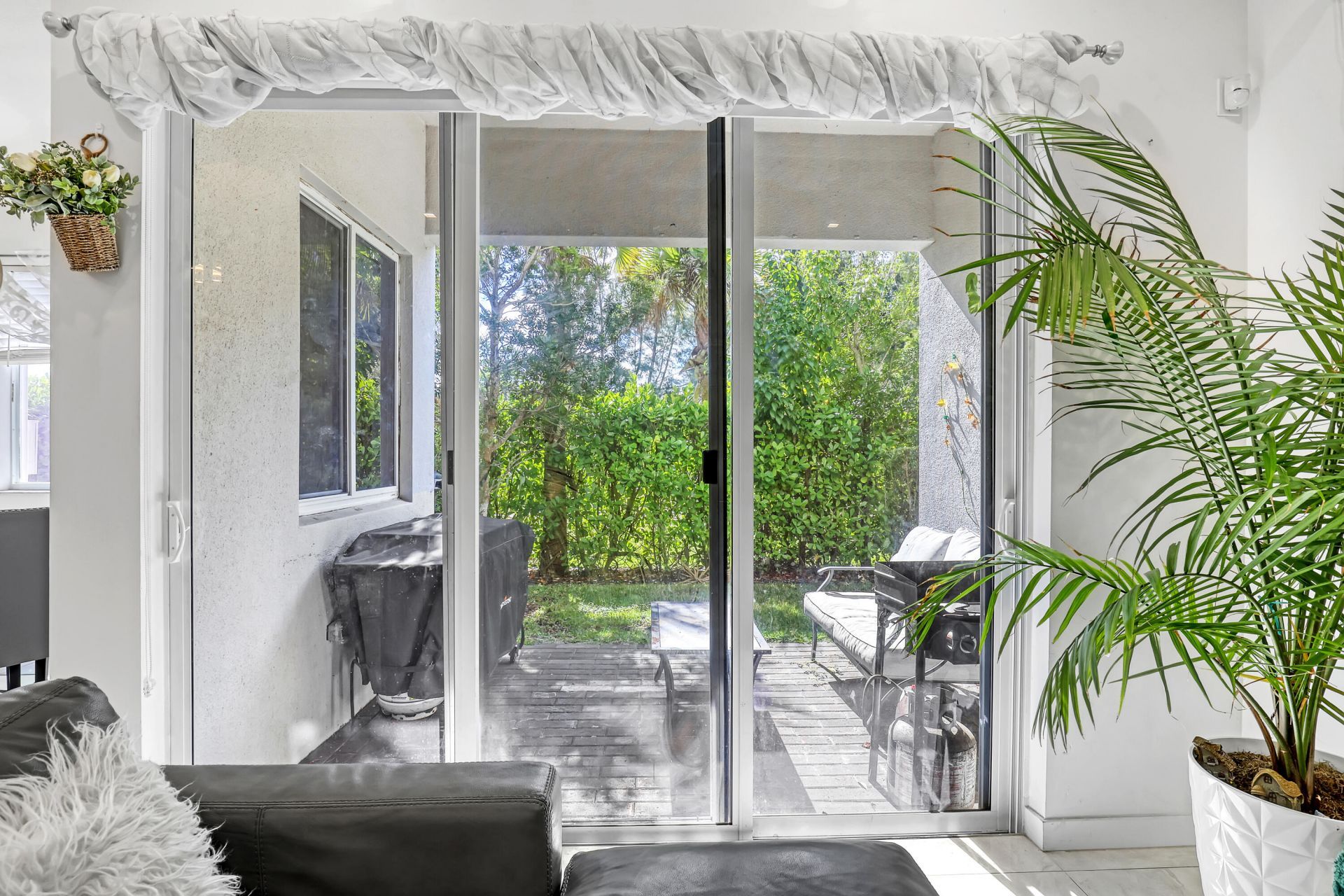 1010 Pioneer Way, Royal Palm Beach, FL 33411 Photo