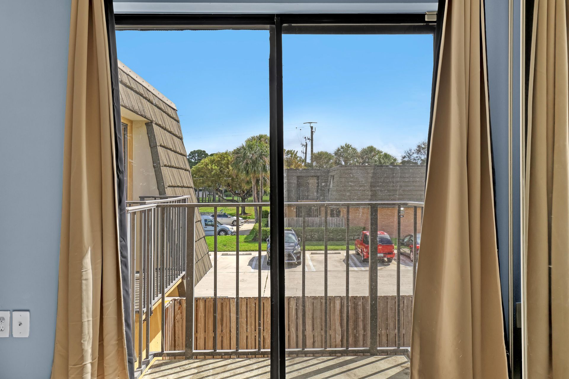 3721 37th Way, West Palm Beach, FL 33407 Photo