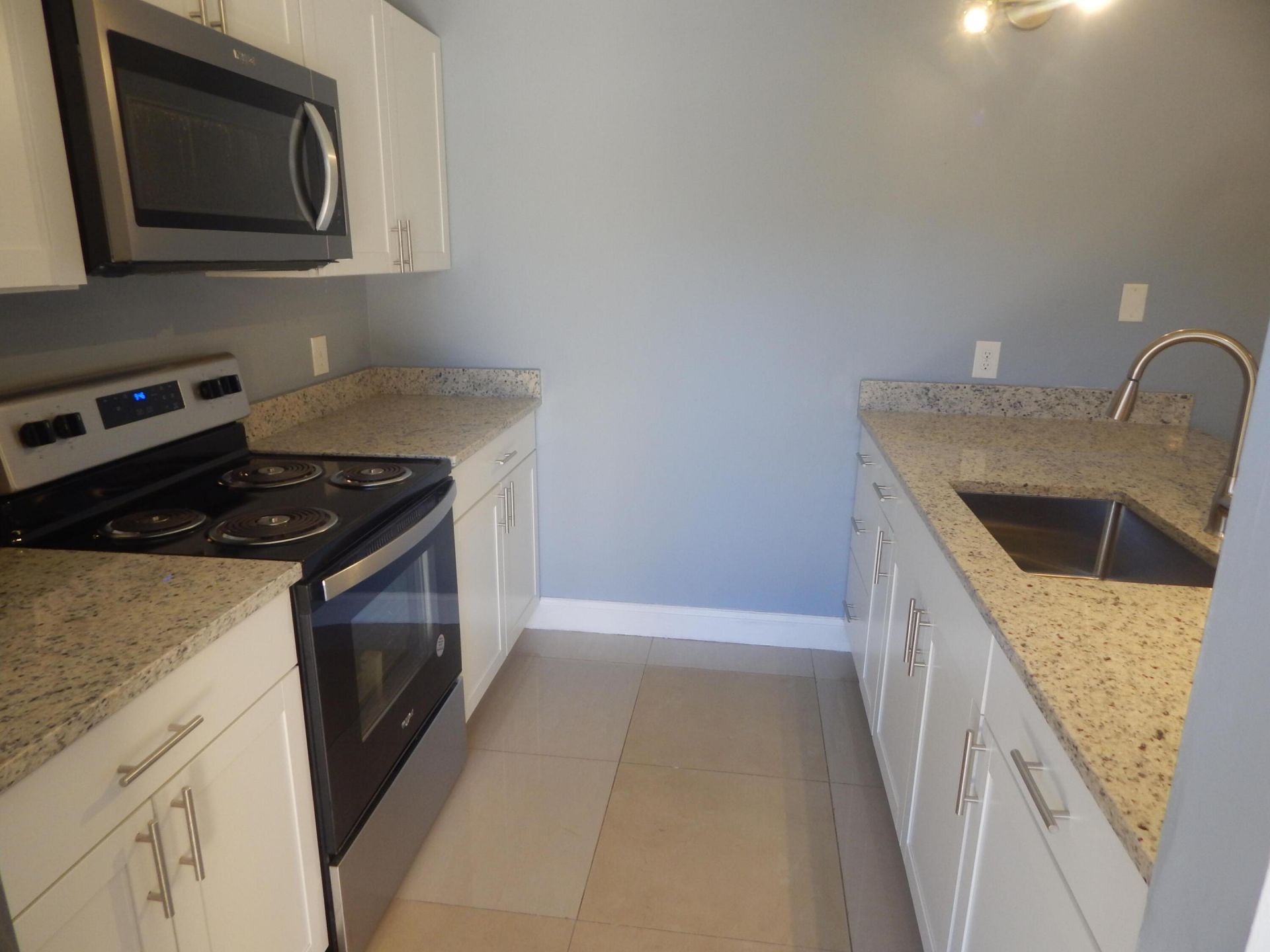 3721 37th Way, West Palm Beach, FL 33407 Photo