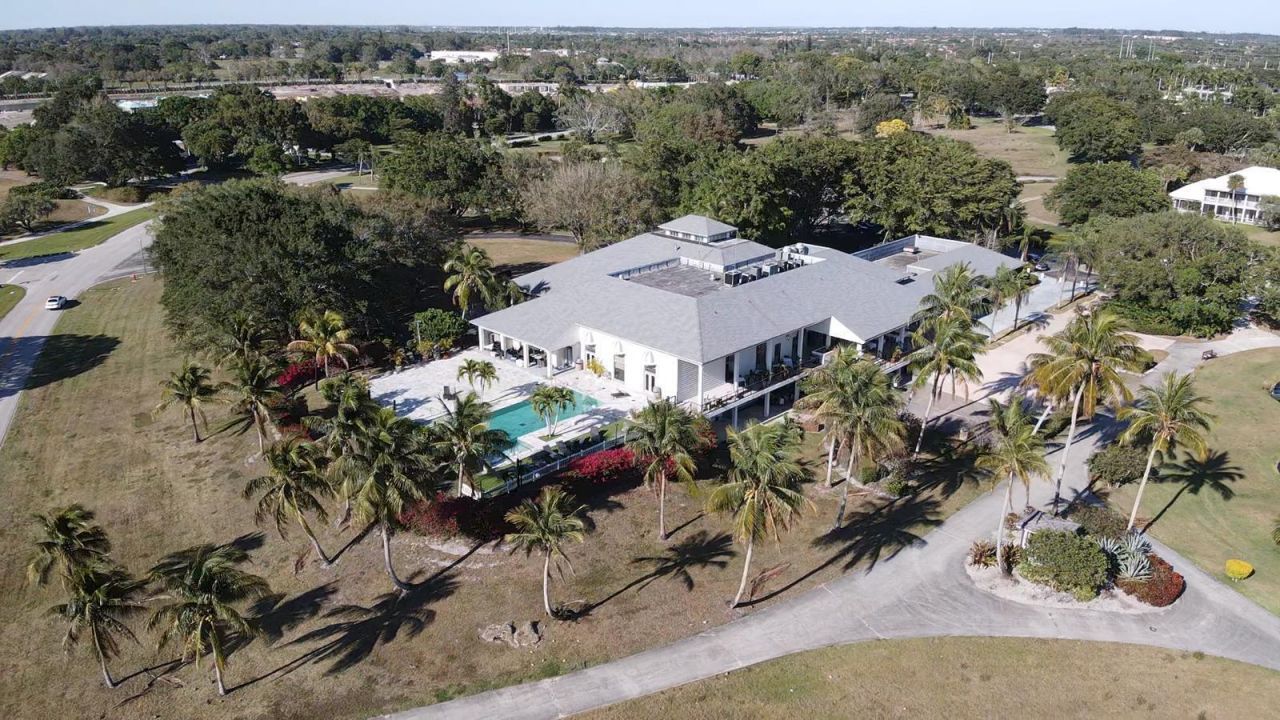 2800 Twin Oaks Way, Wellington, FL 33414 Photo