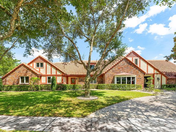 3790 Kings Way, Boca Raton, FL 33434