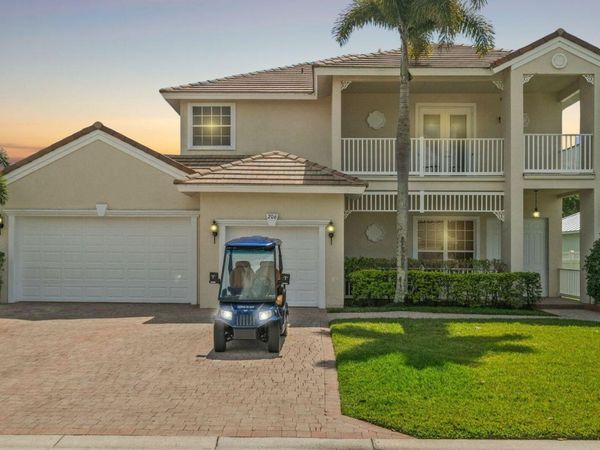 206 NW Magnolia Lakes Boulevard, Port St. Lucie, FL 34986