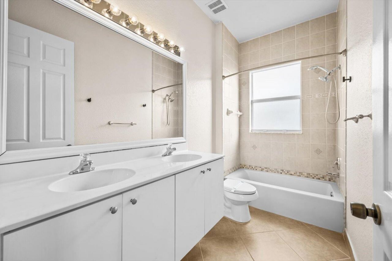 206 NW Magnolia Lakes Boulevard, Port Saint Lucie, FL 34986 Photo