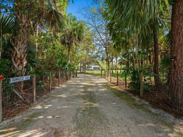 18716 126th Terrace N, Jupiter, FL 33478