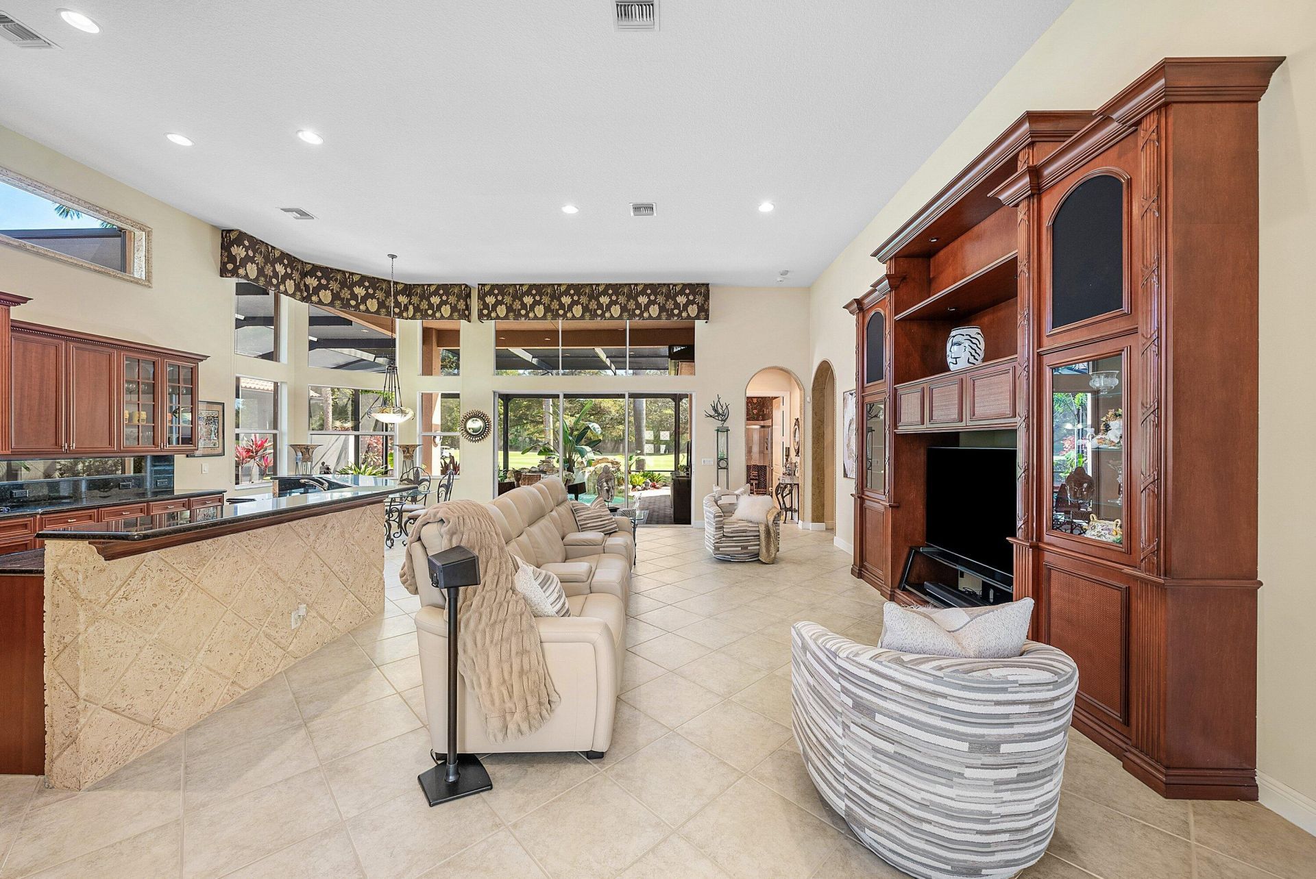 8042 Laurel Ridge Court, Delray Beach, FL 33446 Photo