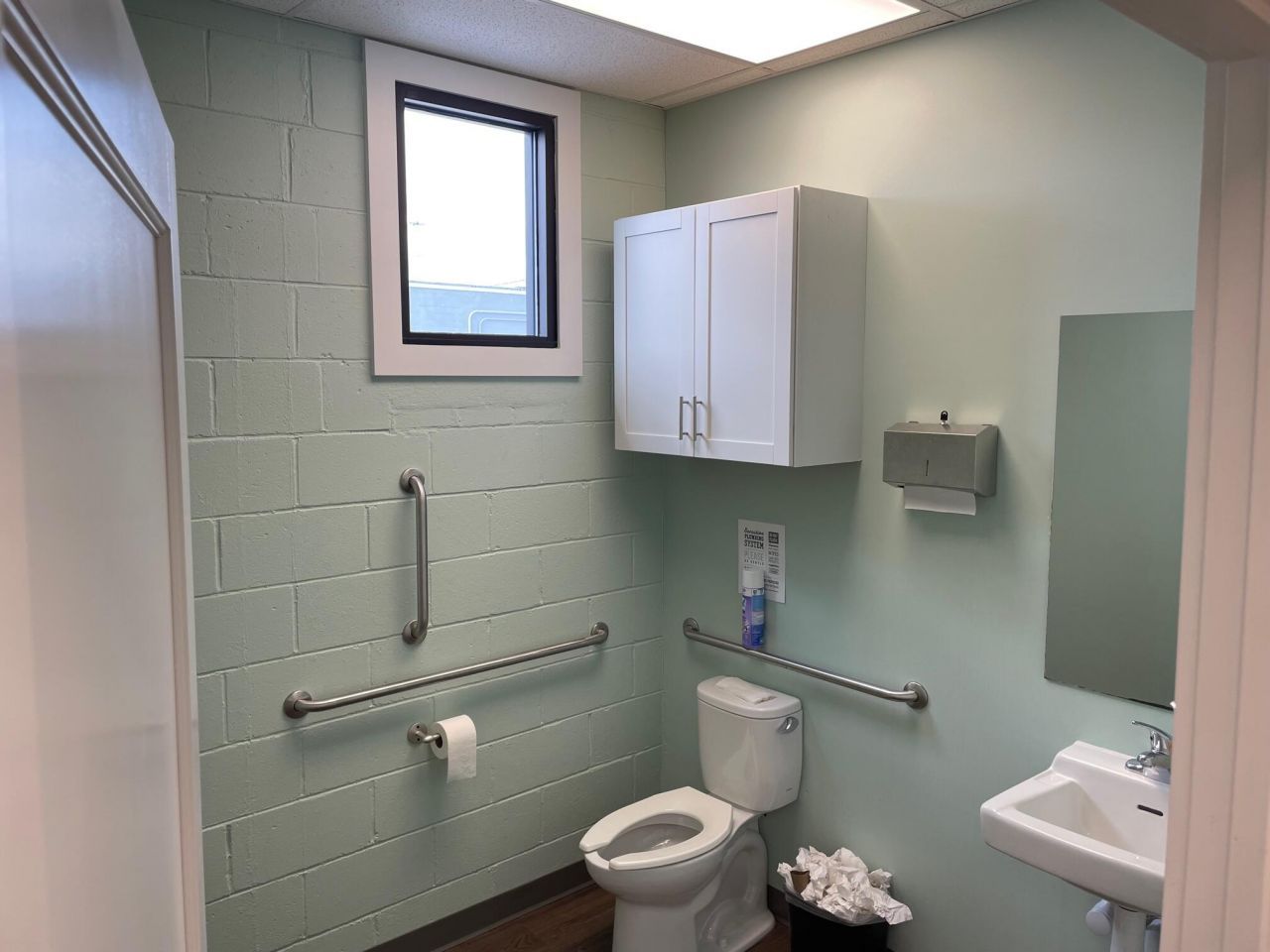 1801 Reynolds Avenue Photo 8