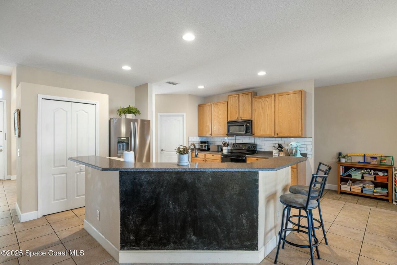 320 Pebble Hill Way , Rockledge, FL 32955 Photo