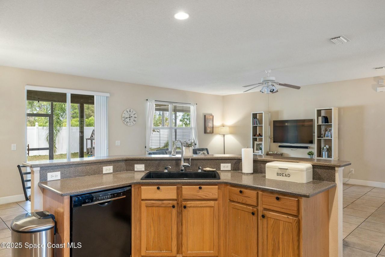 320 Pebble Hill Way , Rockledge, FL 32955 Photo