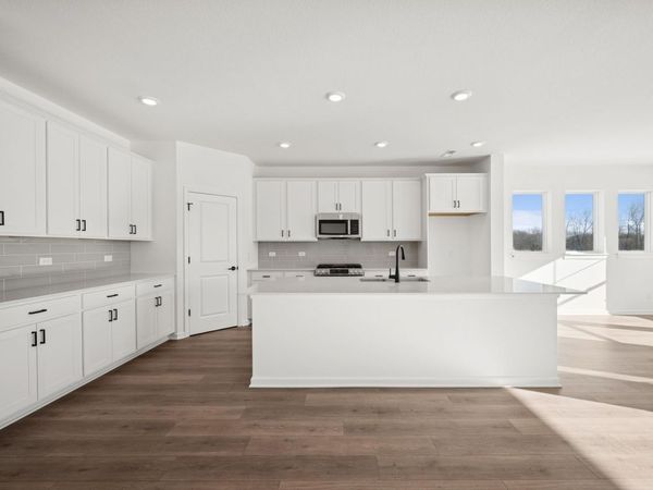 10586 Harbor Lane N, Maple Grove, MN 55369