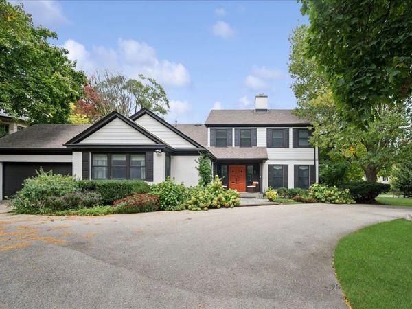 380 Sterling Road , Kenilworth, IL 60043