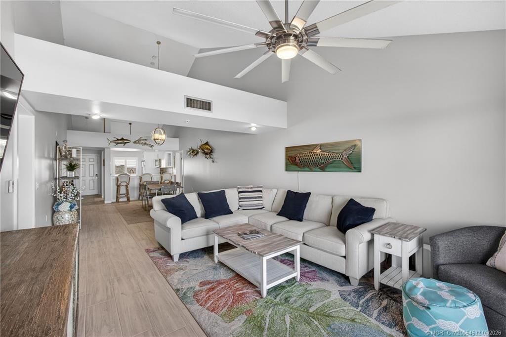 901 Seafarer Circle, Unit 504, Jupiter, FL 33477 Photo