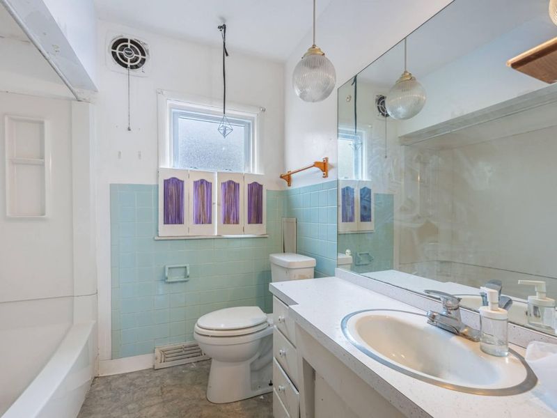 135 Puritan Place, Dayton, OH 45420 Photo 25