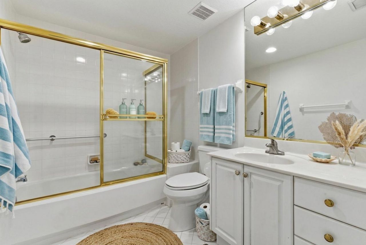 4750 Dolphin Cay Lane S, Unit 408, Saint Petersburg, FL 33711 Photo