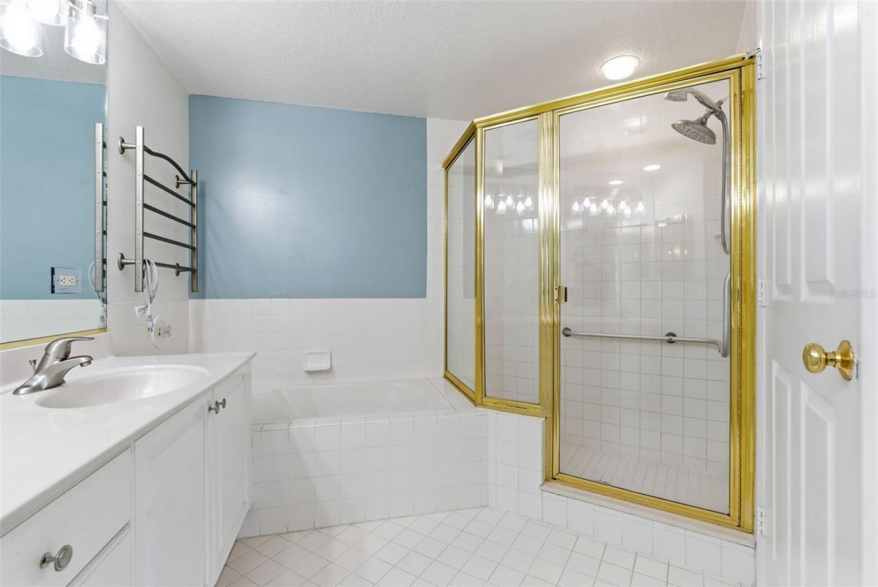 4750 Dolphin Cay Lane S, Unit 408, Saint Petersburg, FL 33711 Photo