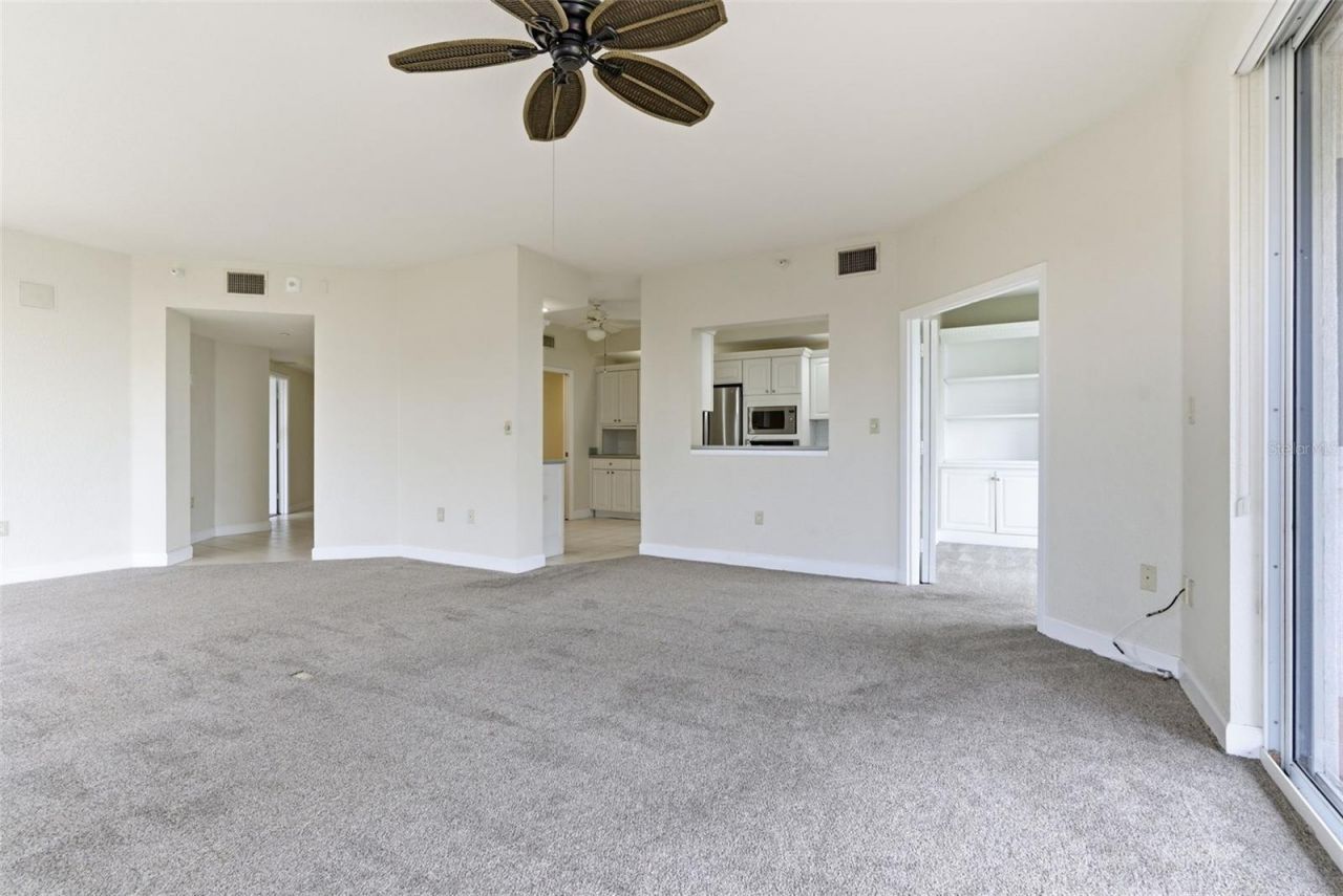 4750 Dolphin Cay Lane S, Unit 408, Saint Petersburg, FL 33711 Photo