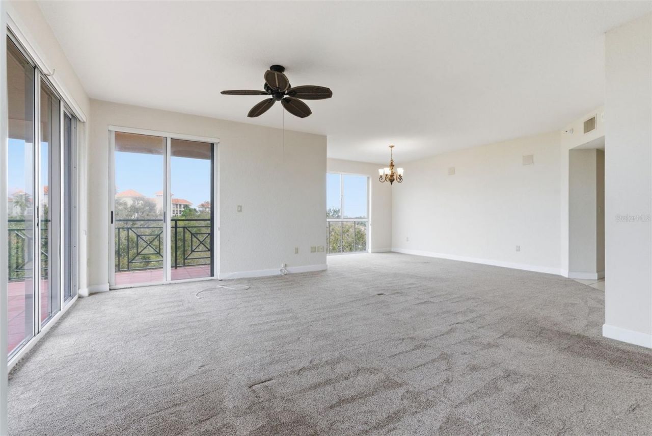 4750 Dolphin Cay Lane S, Unit 408, Saint Petersburg, FL 33711 Photo