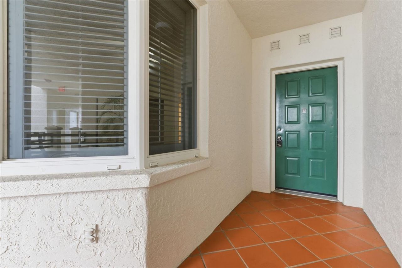 4750 Dolphin Cay Lane S, Unit 408, Saint Petersburg, FL 33711 Photo