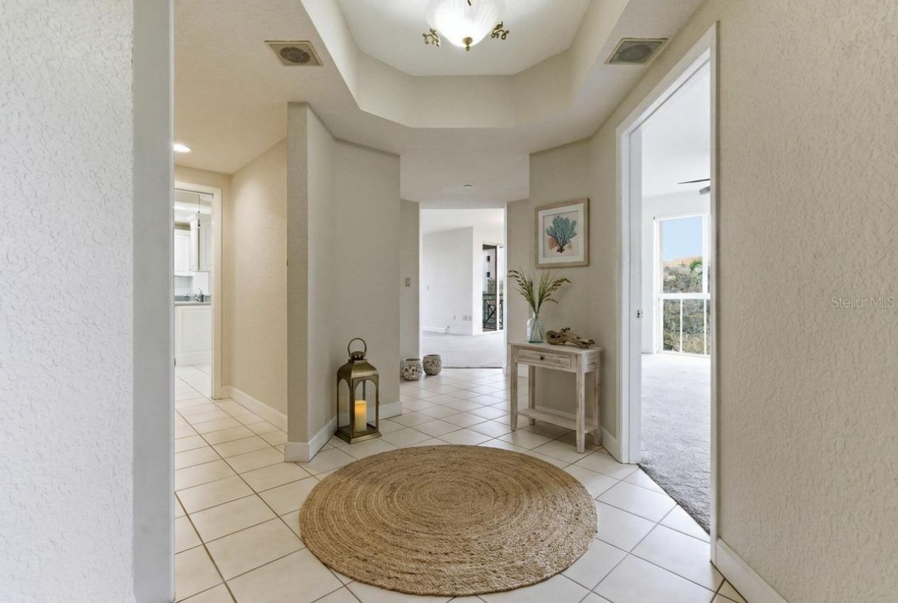 4750 Dolphin Cay Lane S, Unit 408, Saint Petersburg, FL 33711 Photo