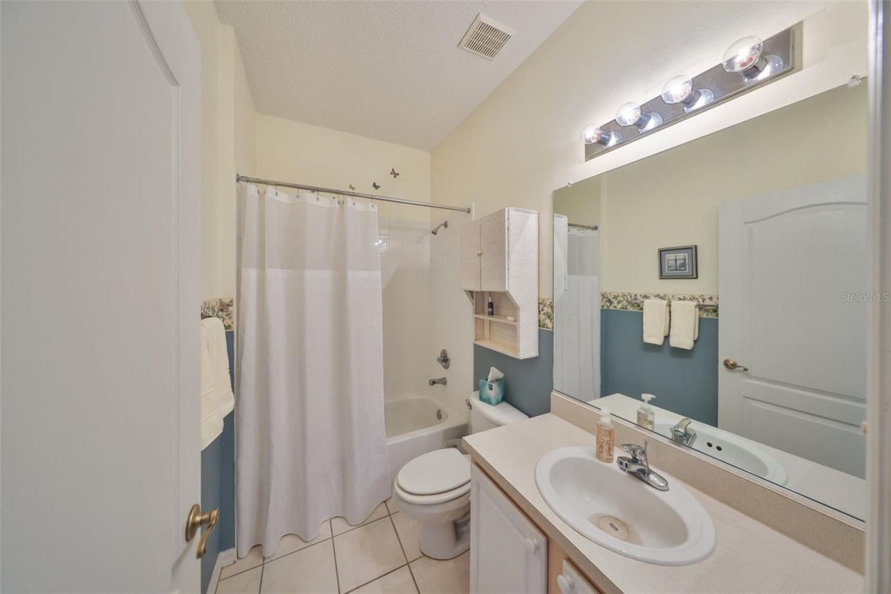 2112 Acadia Greens Drive , Unit 62, Sun City Center, FL 33573 Photo